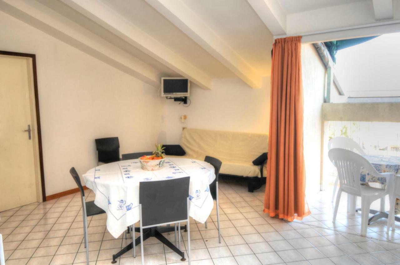 Condominio Res. Palace 比比翁 外观 照片